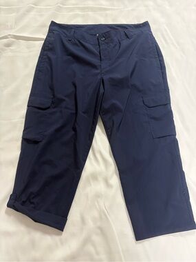 Columbia Navy Women's Cargo Capris - Outdoor Travel Pants